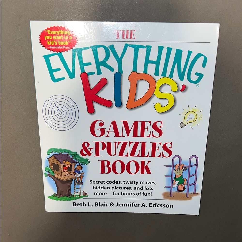 NWOT The Everything Kids' Games & Puzzles Book - 2013